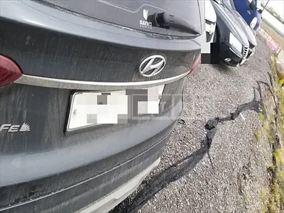 Photo 1 of 24: 2019 Hyundai Santa Fe 2.0T (Gasoline), VIN KMHS381ABLU208763 — Korean insurance auction