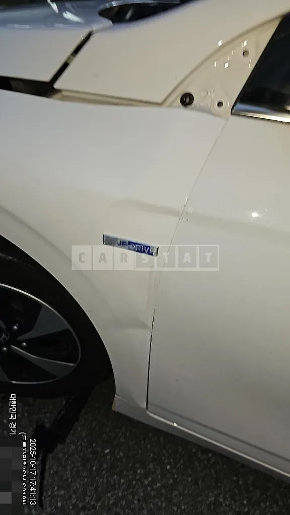 Photo 2 of 8: 2016 Hyundai IONIQ Hybrid — Korean insurance auction