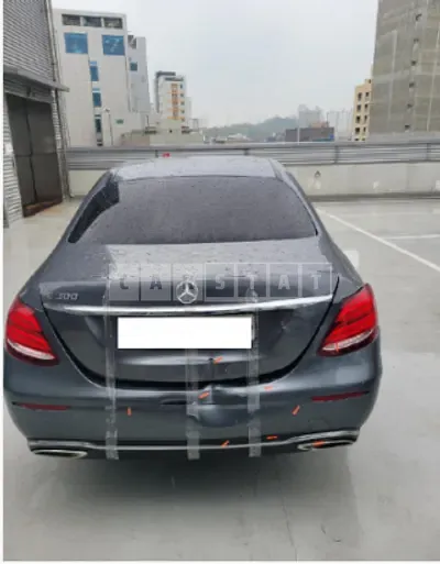 Photo 1 of 50: 2019 Mercedes-Benz E300 — Korean insurance auction