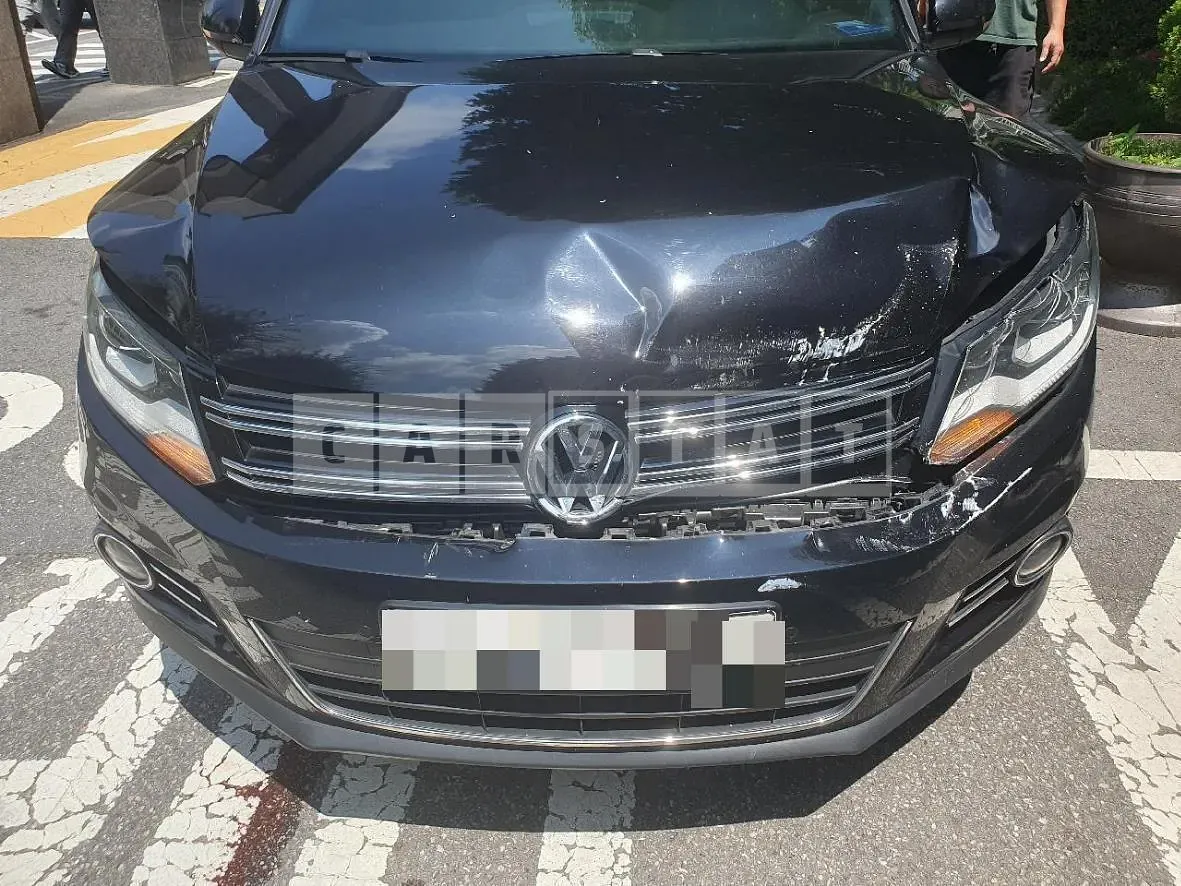 Photo 2 of 4: 2014 Volkswagen Tiguan 2.0 TDI Blue Motion — Korean insurance auction