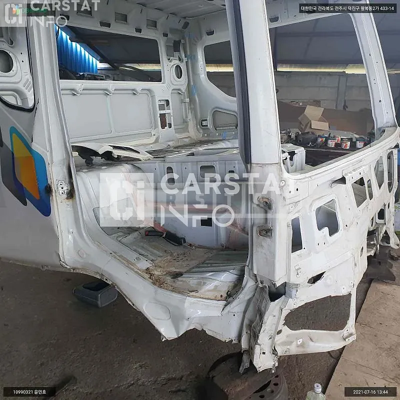 Photo 2 of 2: 2017 BMW Cabin /Concrete Mixer Truck, VIN KLTDL4MP1JK001377 — Korean insurance auction