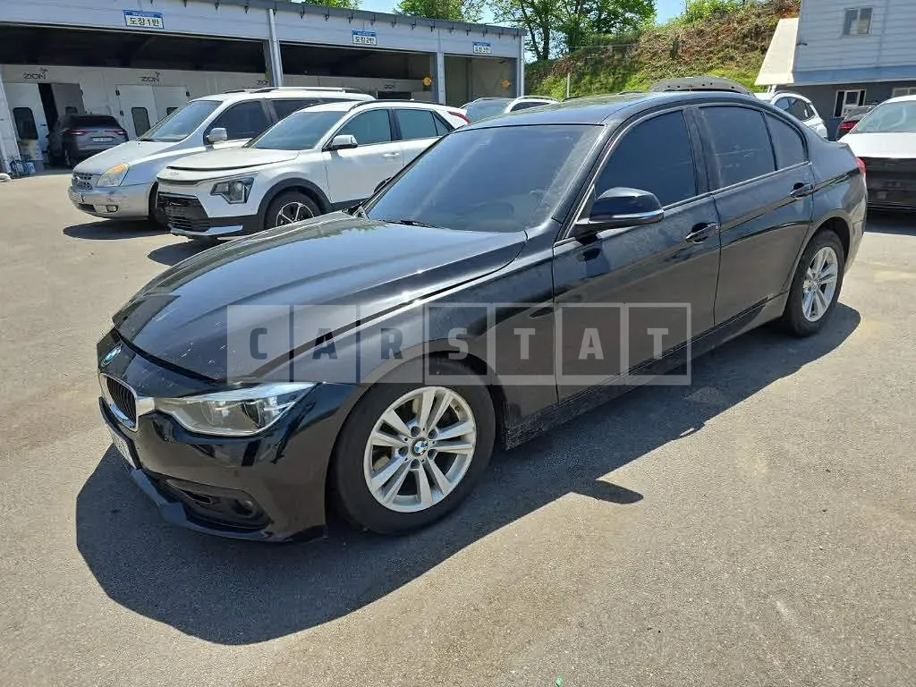 Photo 2 of 26: 2016 BMW 320d, VIN WBA8D1104HK776463 — Korean insurance auction