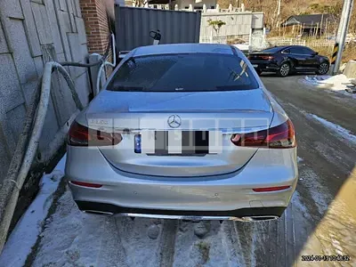 Photo 1 of 17: 2023 Mercedes-Benz E250 — Korean insurance auction