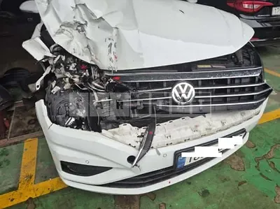 Photo 1 of 13: 2021 Volkswagen Jatta 1.4TSI — Korean insurance auction