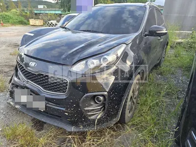 Photo 1 of 9: 2018 Kia Sportage 1.7 — Korean insurance auction