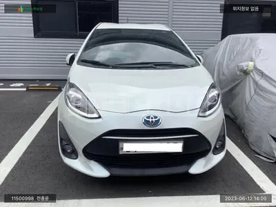 Photo 1 of 41: 2019 Toyota Prius C, VIN JTDKDTB32K1632324 — Korean insurance auction
