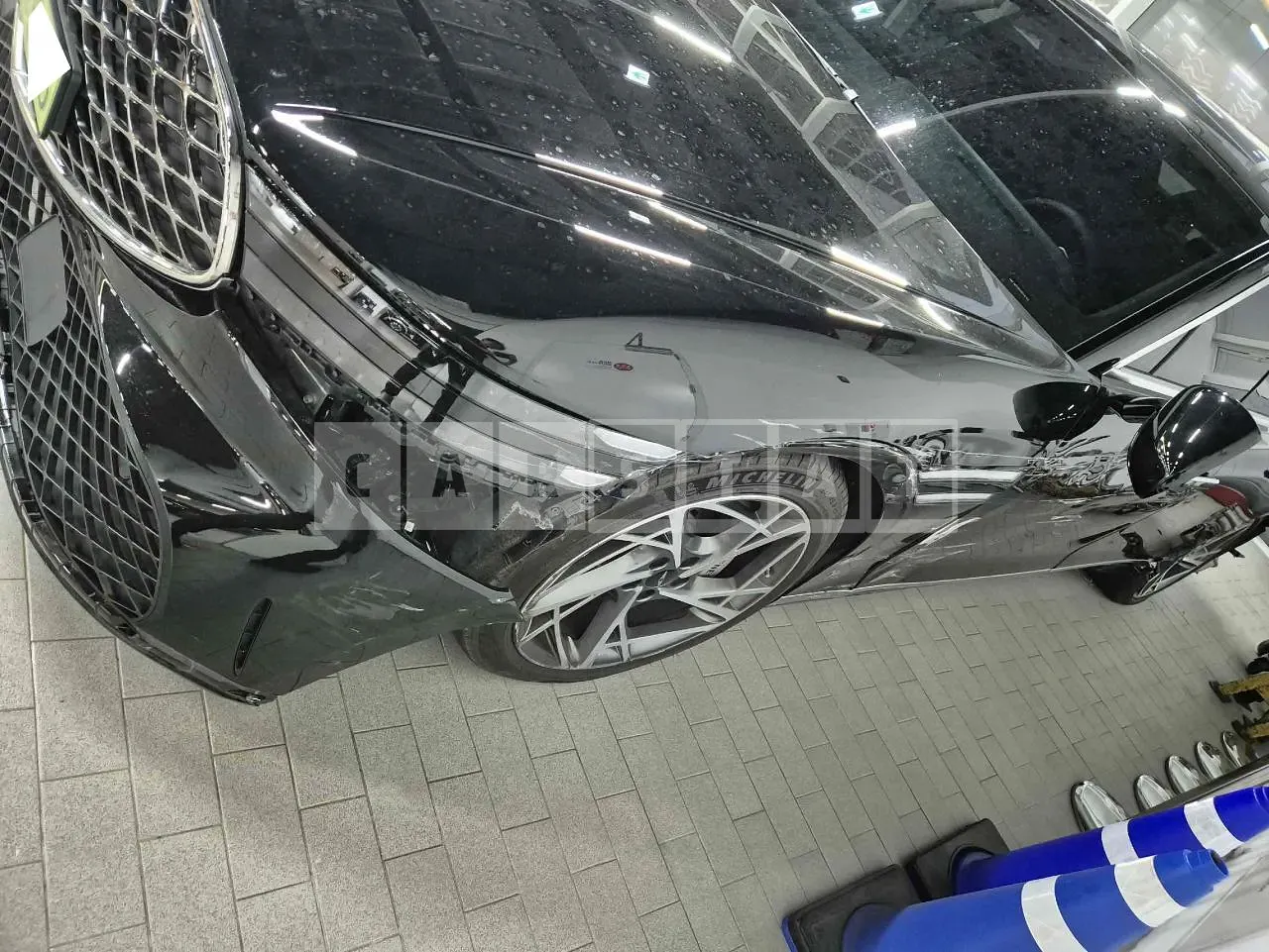 Photo 2 of 29: 2024 Genesis G90, VIN KMTFA41DDRU042554 — Korean insurance auction