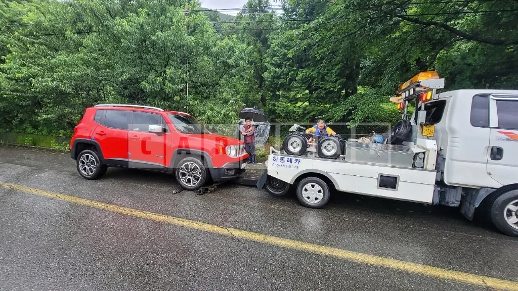 Photo 2 of 16: 2015 Jeep Zip Renegade, VIN 1C4BU0000FPC43515 — Korean insurance auction