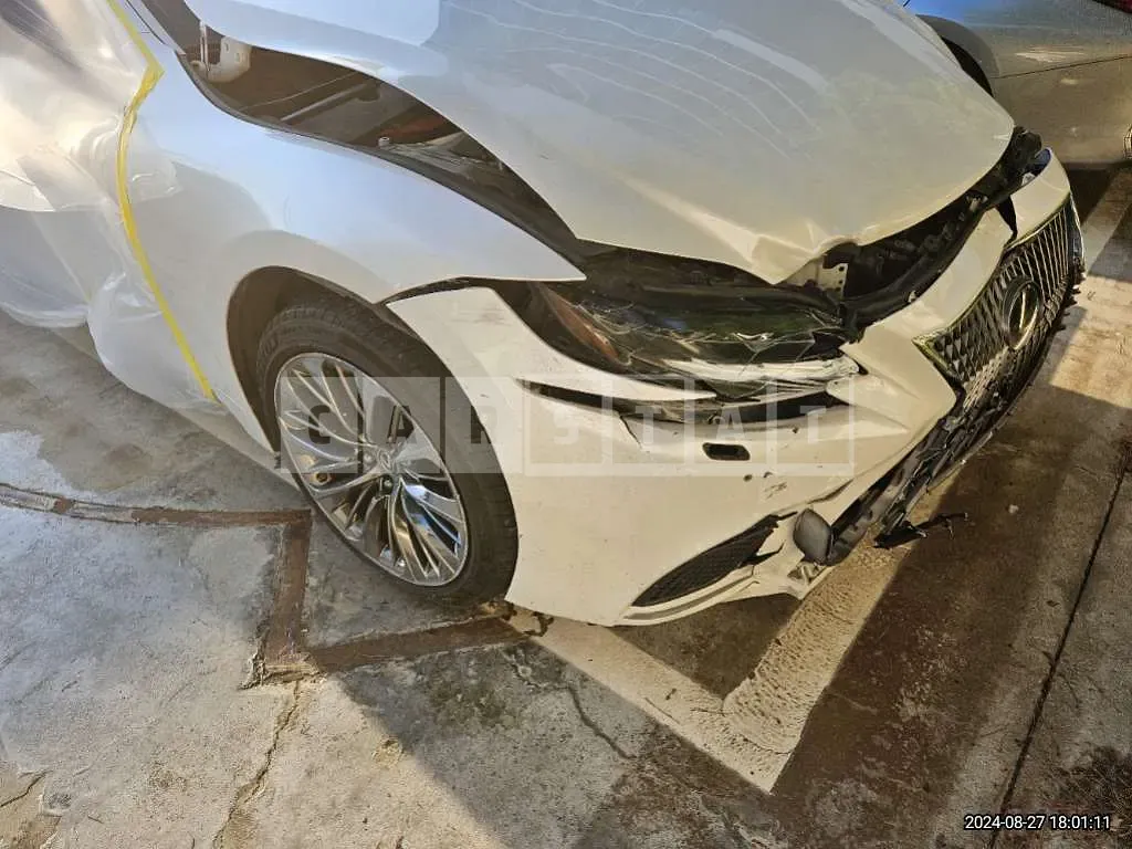 Photo 2 of 15: 2018 Lexus LS500h AWD — Korean insurance auction