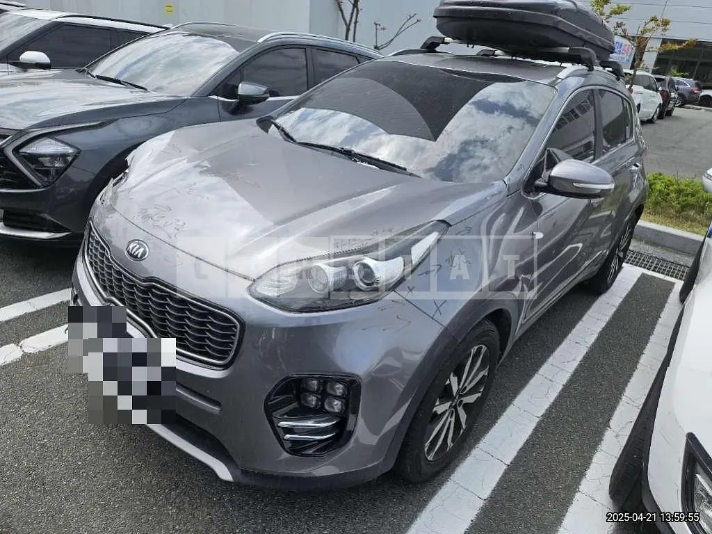 Photo 2 of 9: 2017 Kia Sportage — Korean insurance auction