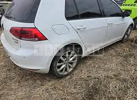 Photo 2 of 13: 2015 Volkswagen Golf 2.0 TDI BMT — Korean insurance auction