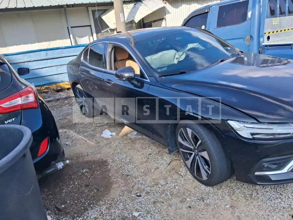 Photo 2 of 8: 2023 Volvo S60B5 — Korean insurance auction