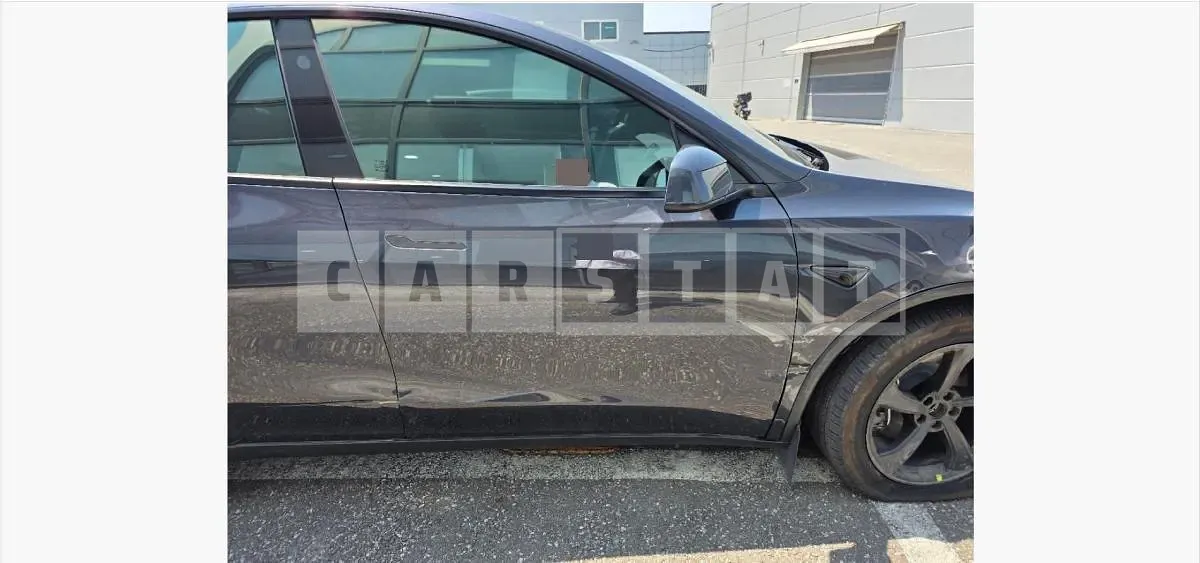 Photo 2 of 13: 2026 Tesla Model Y Premium RWD — Korean insurance auction