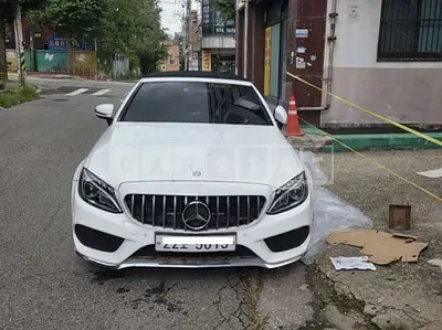 Photo 1 of 11: 2017 Mercedes-Benz C 200 Cabriolet — Korean insurance auction