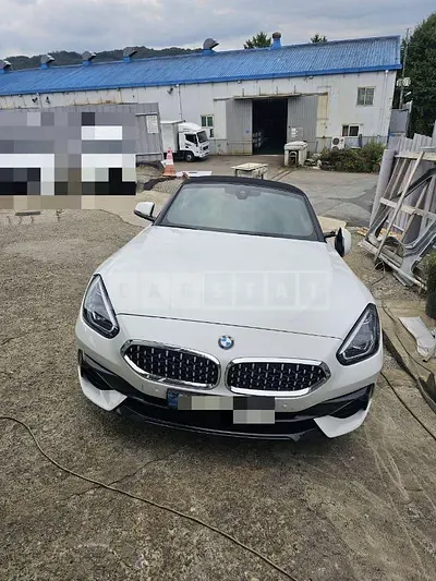 Photo 1 of 19: 2022 BMW Z4 sDrive20i — Korean insurance auction