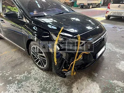 2016 IONIQ IONIQ (hybrid)