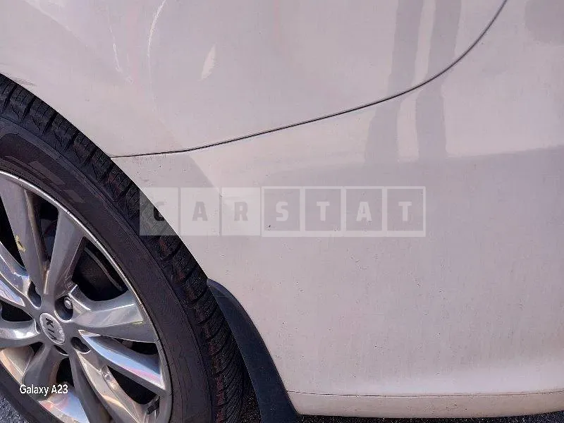 Photo 2 of 42: 2018 Kia Carnivals, VIN KNAMC81ABKS525823 — Korean insurance auction