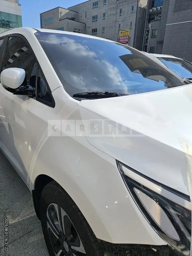 Photo 2 of 30: 2018 Kia Carnivals — Korean insurance auction