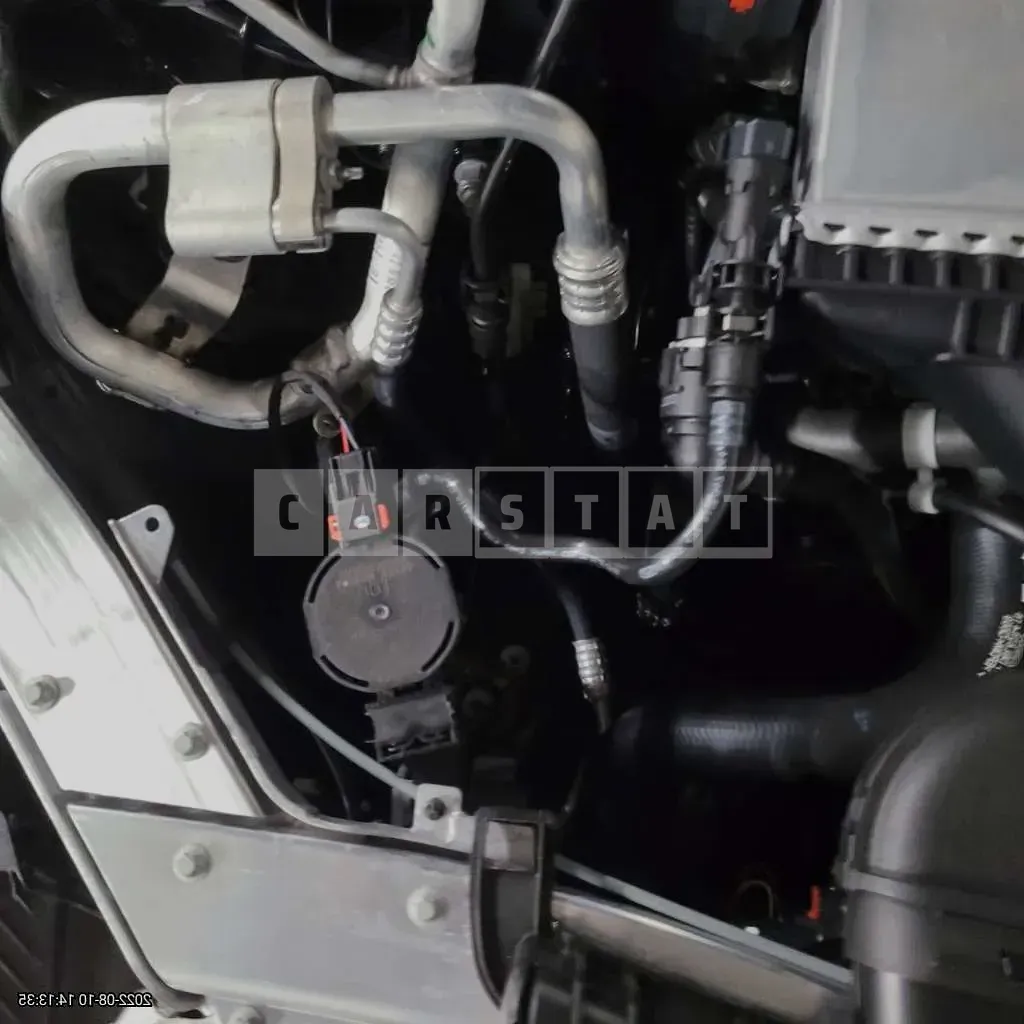 Photo 2 of 9: 2022 Mercedes-Benz E250, VIN W1KZF4FB2NB072289 — Korean insurance auction