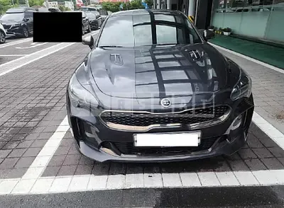 Photo 1 of 18: 2018 Kia Stinger, VIN KNAE351BDJS028982 — Korean insurance auction