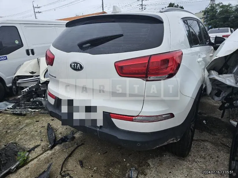 Photo 2 of 8: 2015 Kia Sportage R — Korean insurance auction