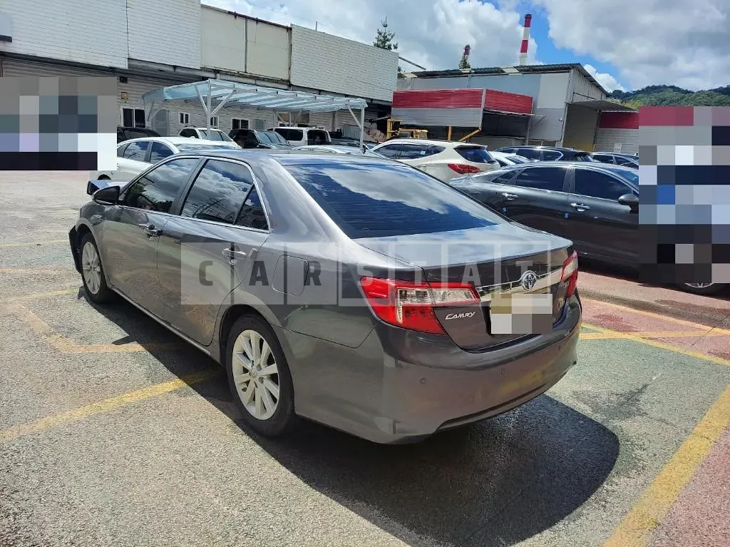 Photo 2 of 10: 2014 Toyota Camry Hybrid — Korean insurance auction