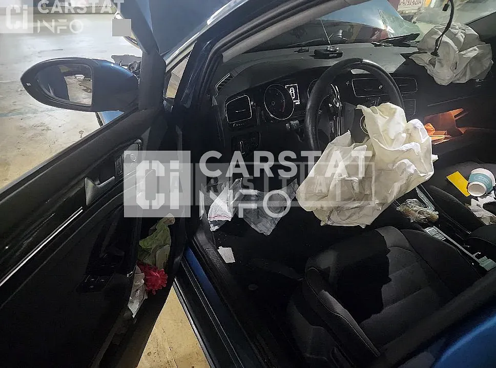 Photo 2 of 12: 2015 Volkswagen Golf 1.6 TDI BMT — Korean insurance auction