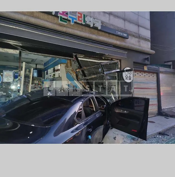 Photo 2 of 20: 2020 Kia Kz — Korean insurance auction