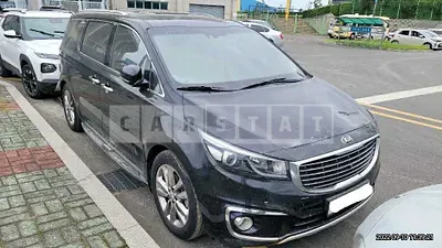 Photo 1 of 11: 2016 Kia Carnival Limousine, VIN KNAME811BGS243748 — Korean insurance auction