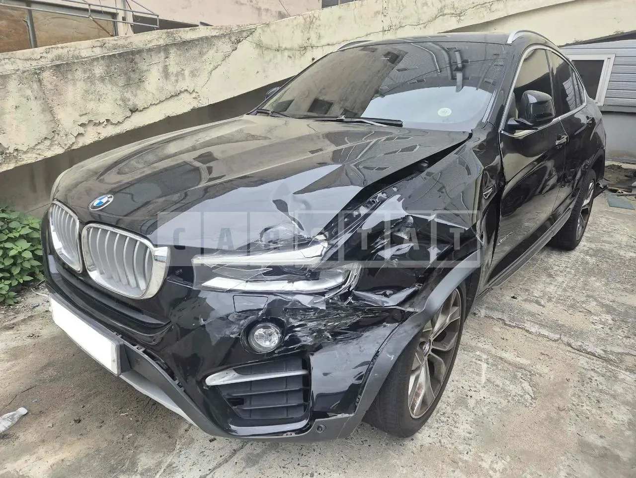 Photo 2 of 24: 2015 BMW X4 xDrive20d, VIN WBAXX1102G0R36787 — Korean insurance auction