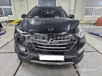 Photo 1 of 19: 2015 Hyundai Santa Fe, VIN KMHSW81UBFU403292 — Korean insurance auction