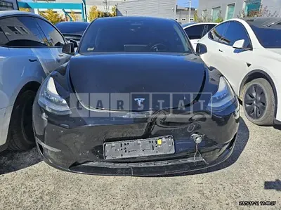Photo 1 of 21: 2022 Tesla Model Y LongRange, VIN 7SAYGDEE4NF415585 — Korean insurance auction