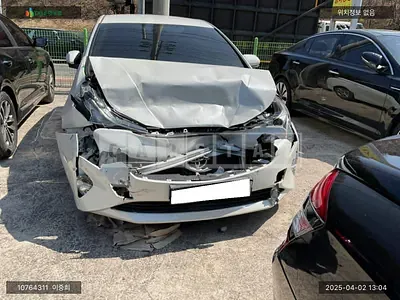 Photo 1 of 15: 2017 Toyota Prius, VIN JTDKBRFU7H3572310 — Korean insurance auction