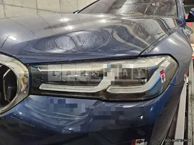 Photo 1 of 2: 2020 BMW (parts) 520i Headlamp — Korean insurance auction