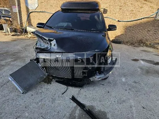 Photo 2 of 14: 2019 Kia Carnival High Limousine — Korean insurance auction