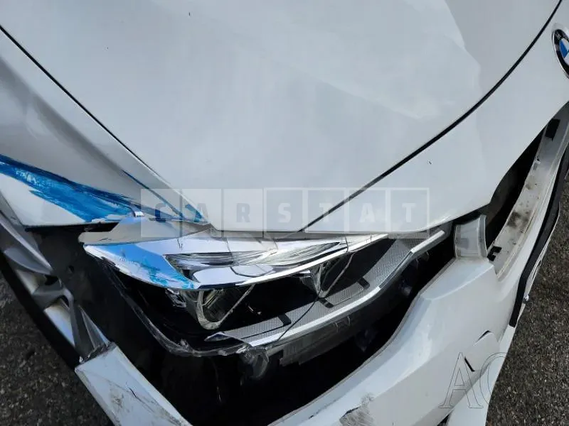 Photo 2 of 16: 2016 BMW 320d, VIN WBA8C5109HK643188 — Korean insurance auction