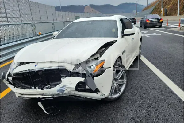 Photo 2 of 16: 2017 Maserati Quattroported Diesel — Korean insurance auction