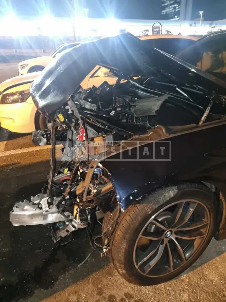Photo 2 of 4: 2021 BMW 520i, VIN WBA11BH02MCG69098 — Korean insurance auction