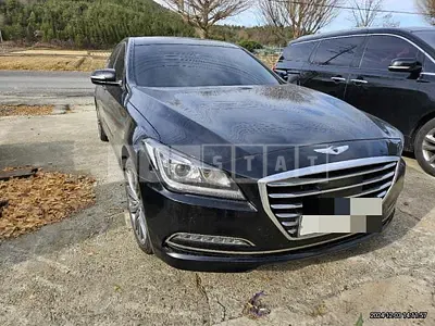 Photo 1 of 10: 2015 Genesis 3.3 — Korean insurance auction