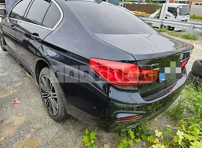 Photo 1 of 7: 2020 BMW 530i xDrive M Sport Packag — Korean insurance auction