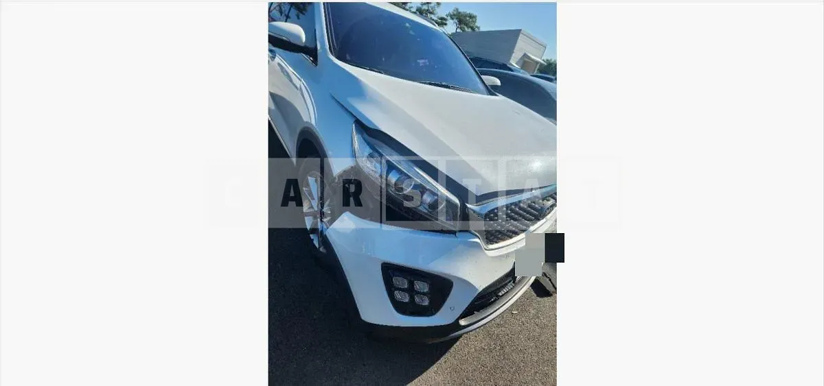 Photo 2 of 8: 2015 Kia Sorento 2.0 — Korean insurance auction