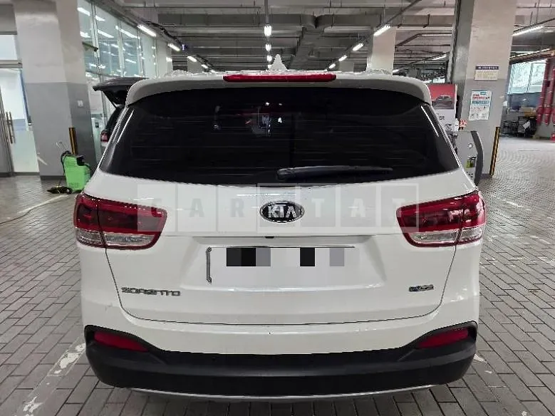 Photo 2 of 22: 2015 Kia Sorento — Korean insurance auction