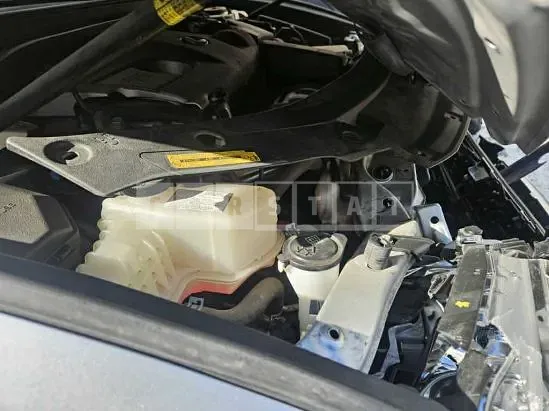 Photo 2 of 9: 2015 Lexus ES300h — Korean insurance auction