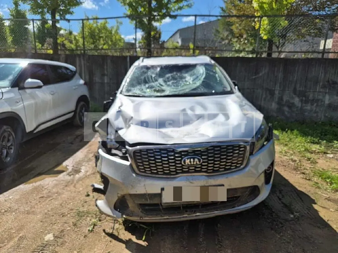 Photo 2 of 10: 2018 Kia Sorento 4WD — Korean insurance auction