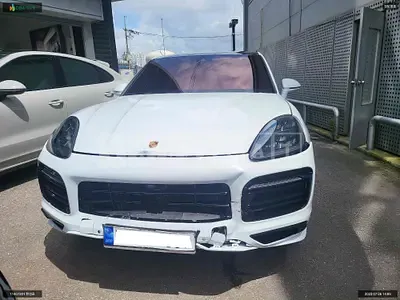 Photo 1 of 19: 2023 Porsche Cayenne Coupe, VIN WP1BA29Y4PDA37564 — Korean insurance auction