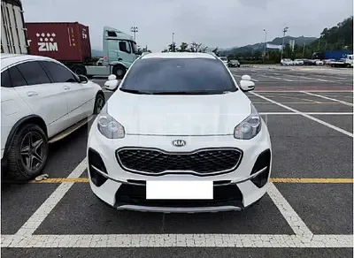 Photo 1 of 17: 2019 Kia Sportage — Korean insurance auction