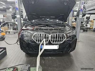 Photo 1 of 26: 2025 BMW X6 xDrive40i M Sport, VIN WBA31EX06S9Y56332 — Korean insurance auction