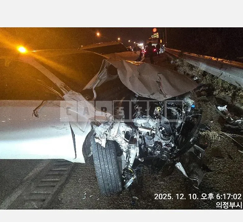 Photo 2 of 7: 2020 Kia Kz — Korean insurance auction