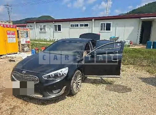 Photo 2 of 7: 2015 Kia K7 — Korean insurance auction