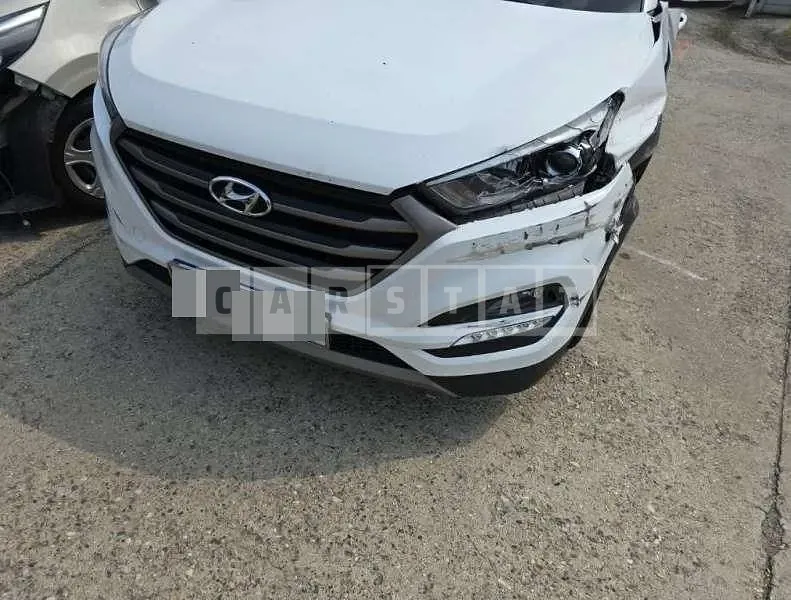 Photo 2 of 17: 2015 Hyundai Tucson, VIN KMHJ2815GGU077723 — Korean insurance auction